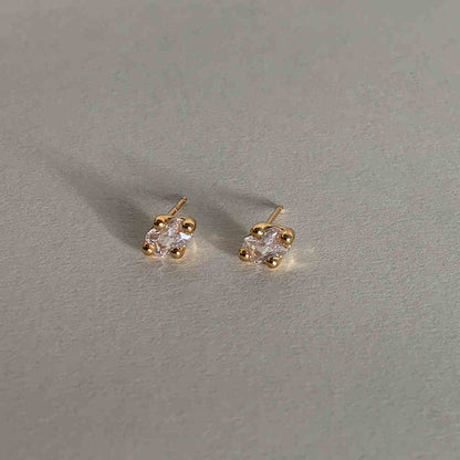 jewellery for girls，jewelry design，jewellery shop online，jewelry making，earrings gold，earrings for girls，earrings for women，earrings necklace and bracelet set，earrings for sensitive ears， handmade earrings, gold earrings, silver earrings, gemstone earrings, designer earrings, drop earrings, stud earrings